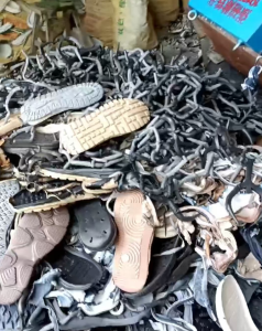 长期出售EVA鸡爪料和鞋底料