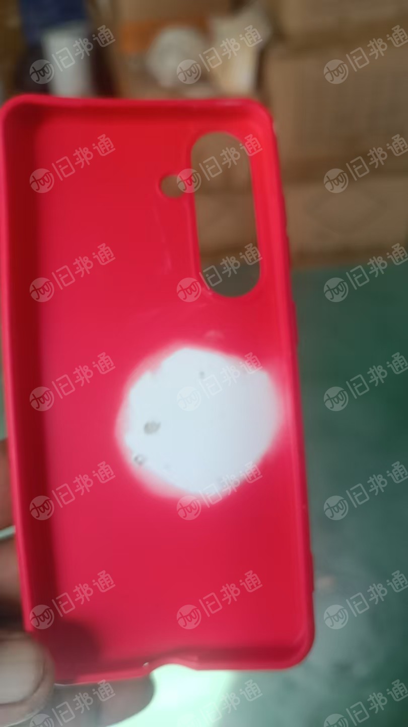 出售亚克力手机壳废料,现货3吨,也有软TPU材质的