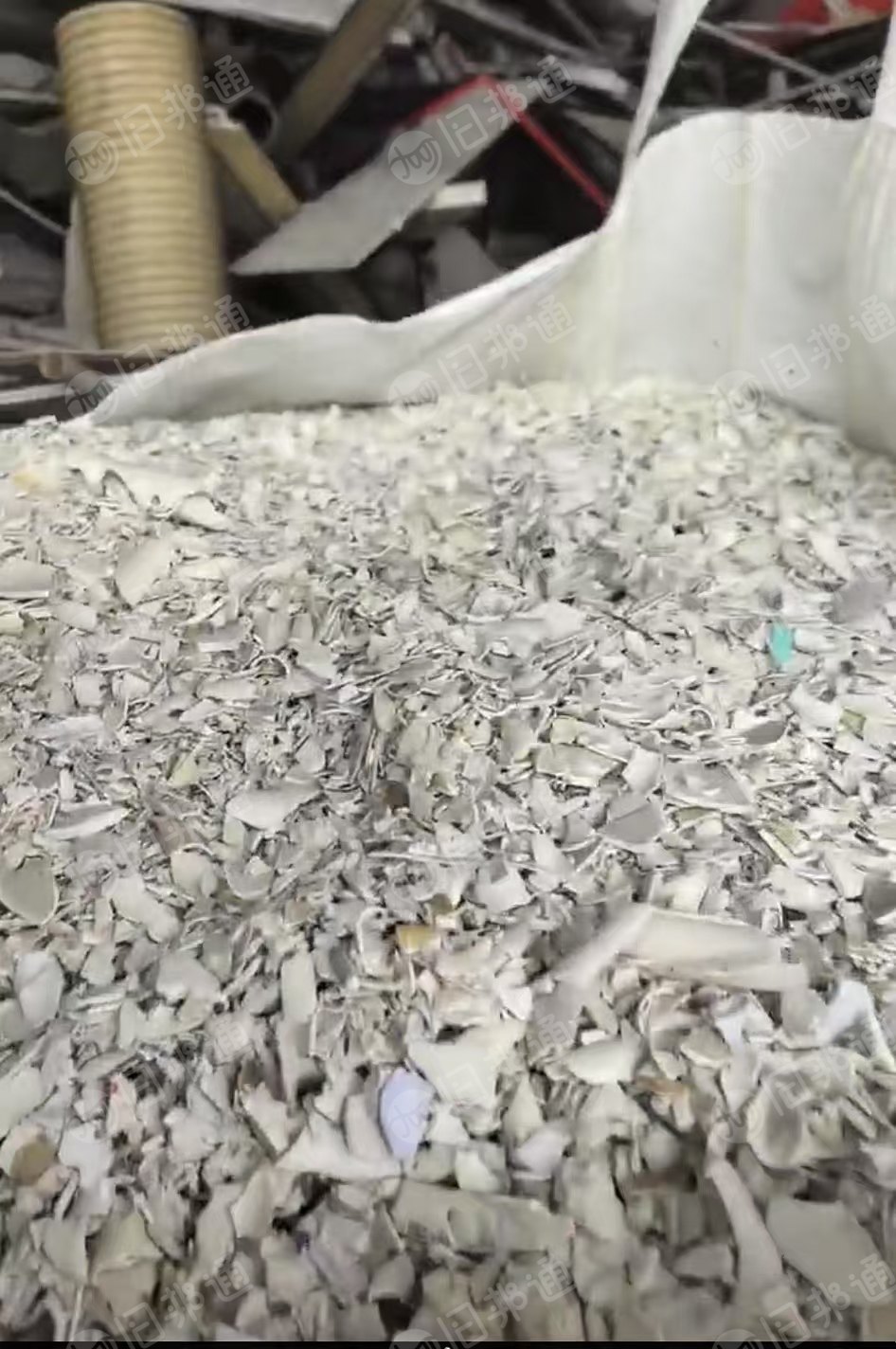 出售PVC大小管破碎料
