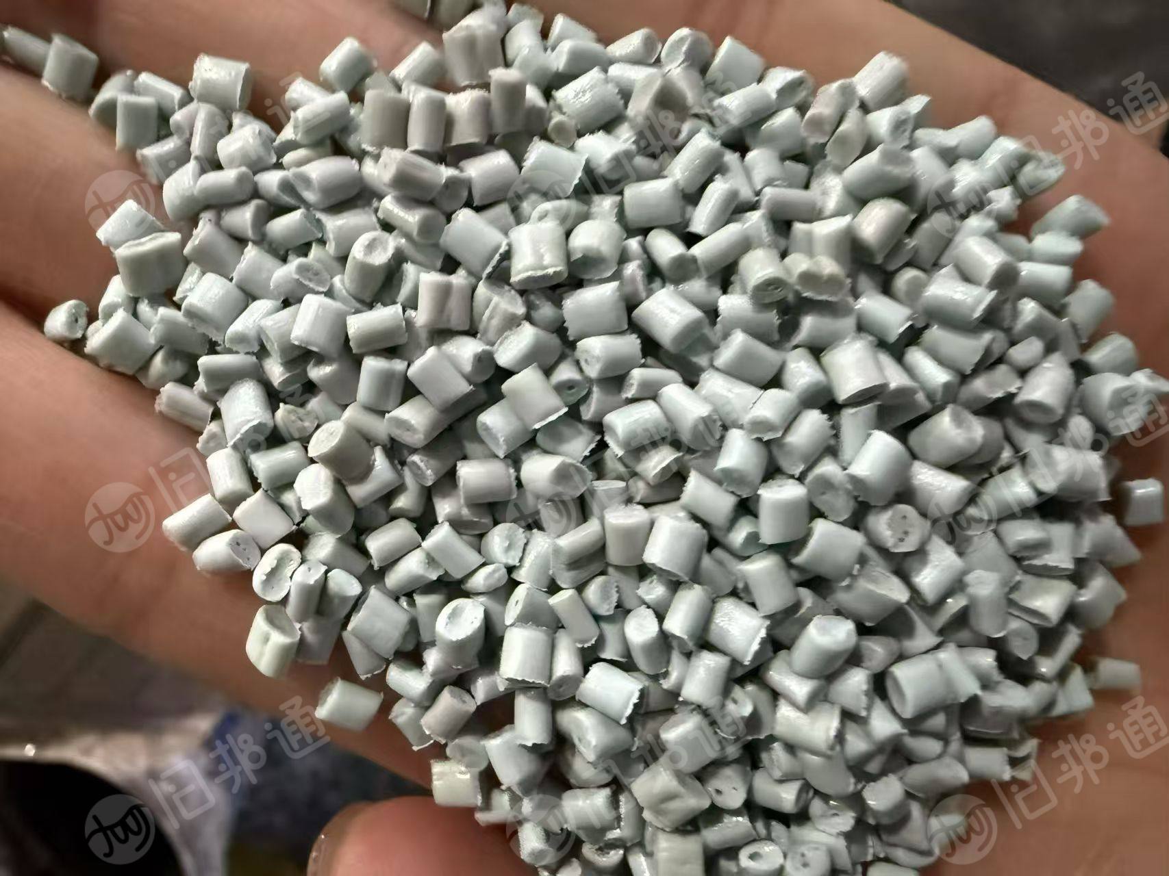 出售袋子皮颗粒，原料袋颗粒
