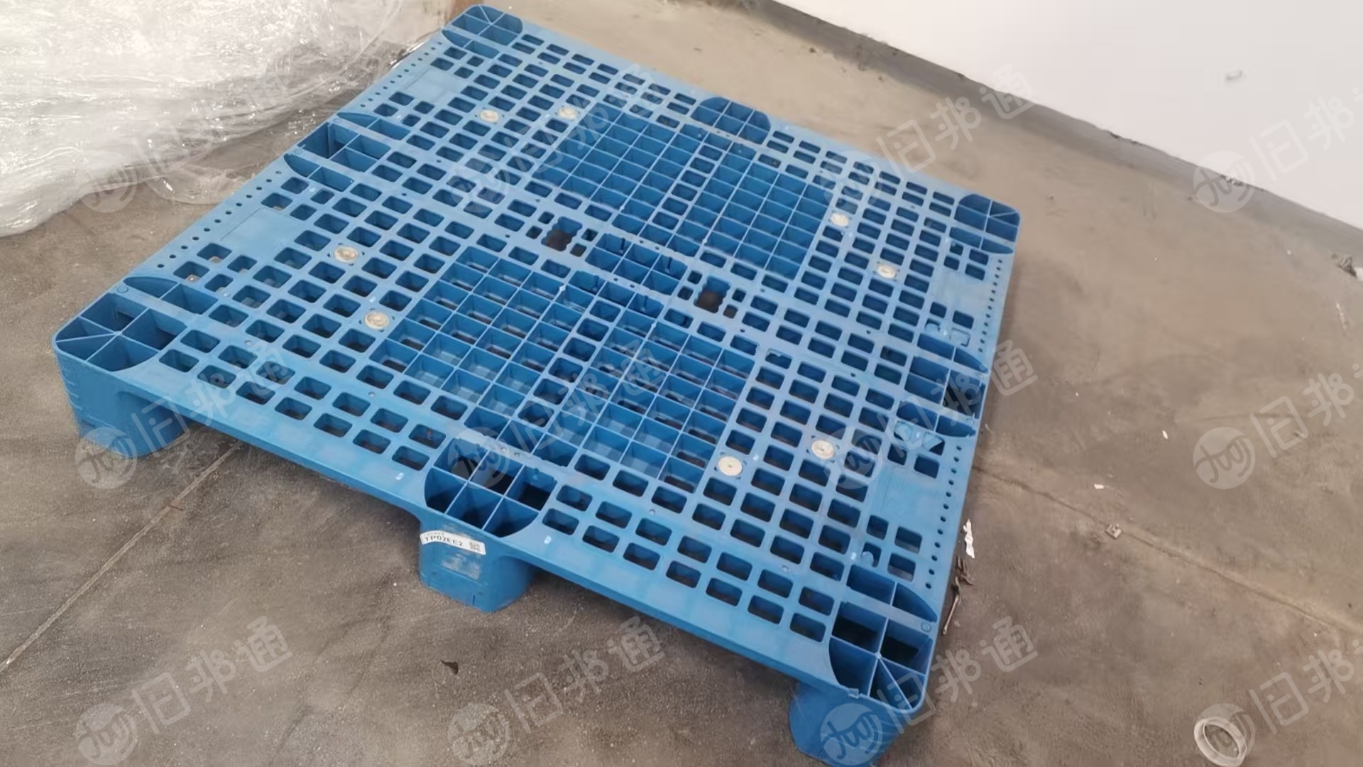 出售二手托盘