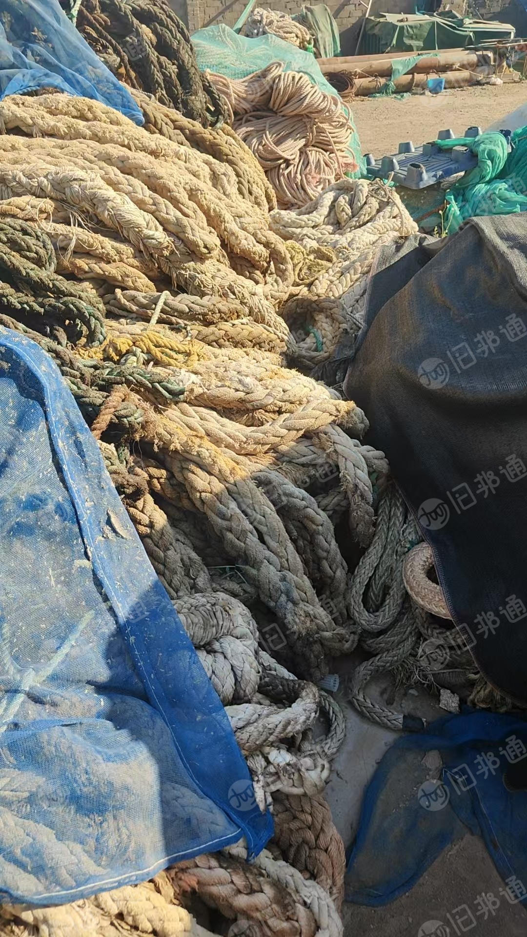 长期出售废旧缆绳，纯棉材质，可以开花，现货有10来吨，货在浙江舟山