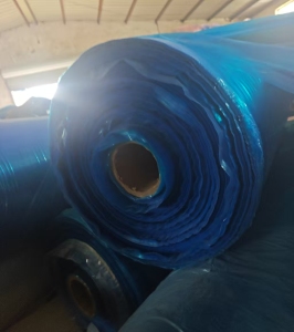 出售PE蓝膜卷膜，原生一级高压膜，可二次利用也可造粒，现货10吨
