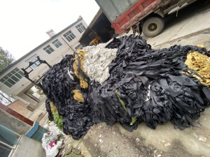 长期出售牛津布600d，量大 北方地区有能做的联系我