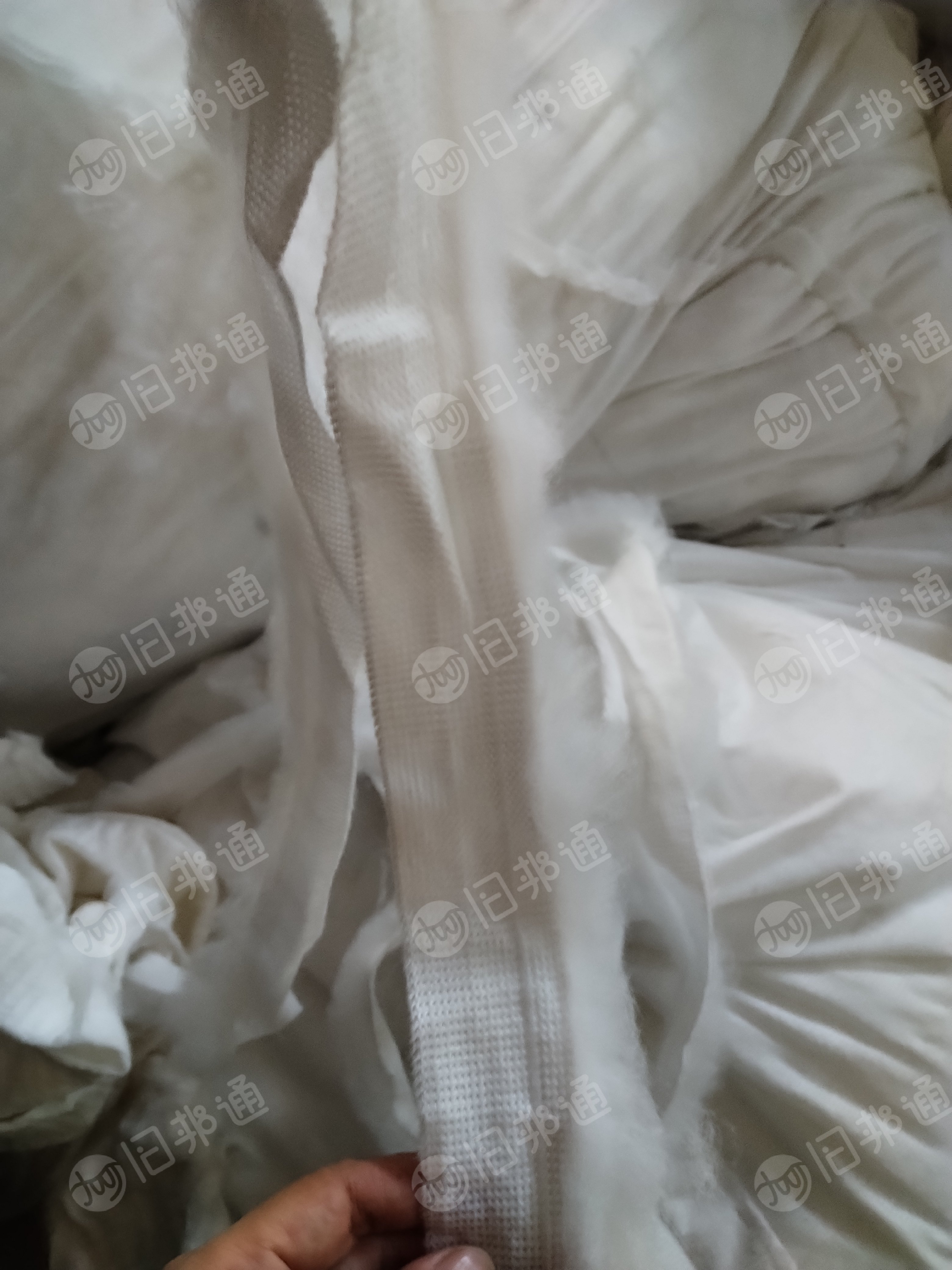 厂家长期出售白色涤纶废布，涤纶卷布，货在广东惠州