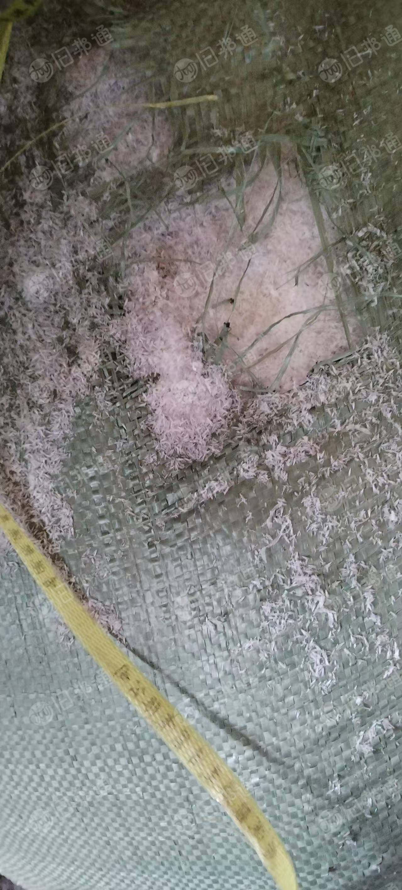 出售PC粉，手机壳镂空下来的，现货几吨