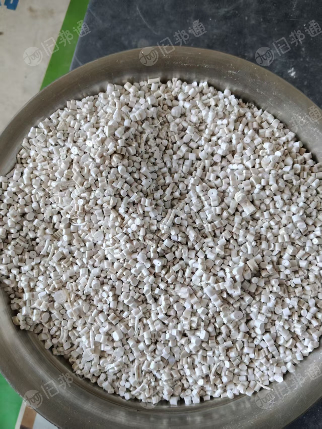 大量出售光伏厂PP颗粒