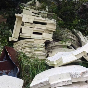 出售泡沫废料，现货10吨