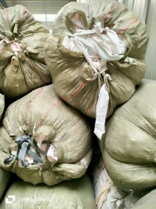 长期出售浅色的纯棉废布，纯棉边角料