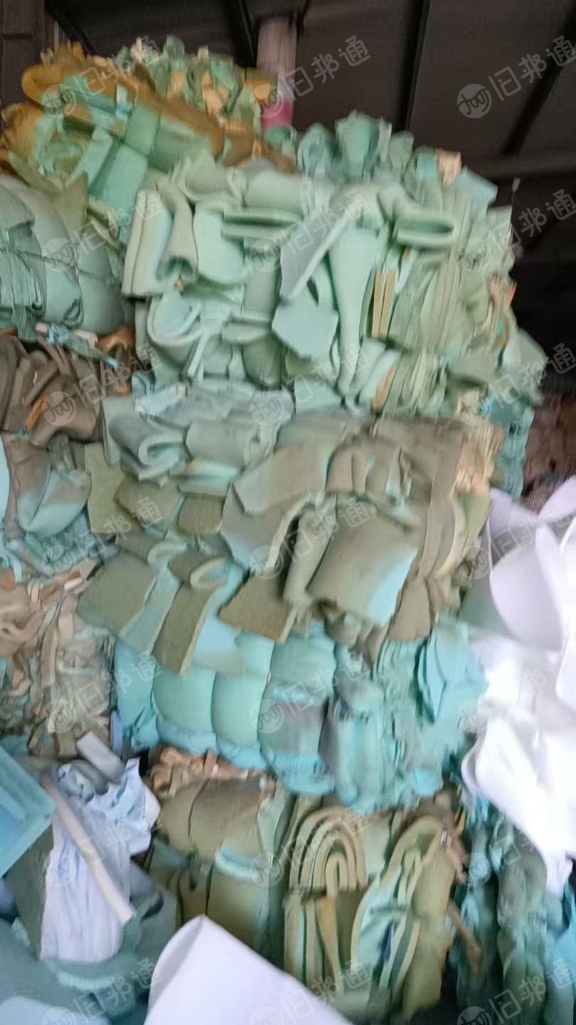 长期出售蓝色慢回弹绵，废海绵，海绵，现货够车，货在江苏南通