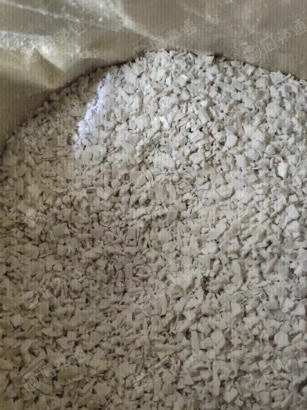 出售白色ABS水口破碎料，现货16吨