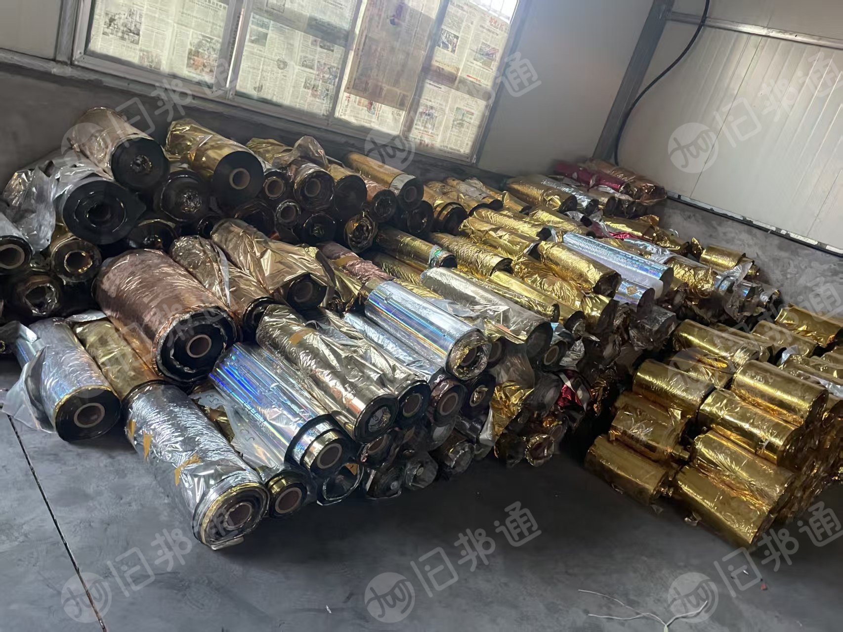 长期出售pet烫金膜打绳料，现货还有8-9吨