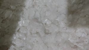 出售纯透析桶破碎料，过色选清洗干净，现货四五吨，长期有货，