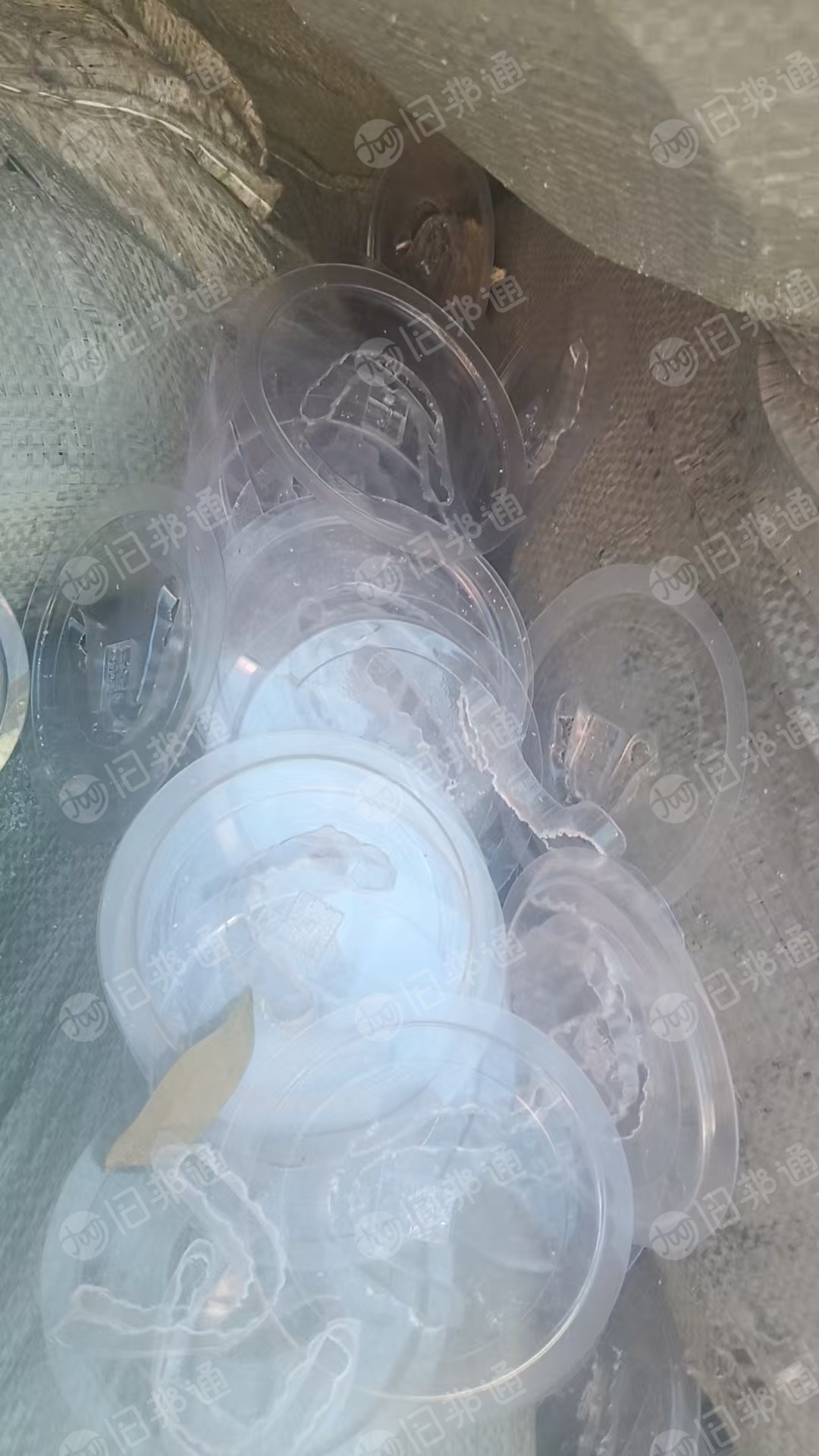 长期出售PET复合TPU牙套废料，里面含少部分TPU牙套料，每月7-8万片左右
