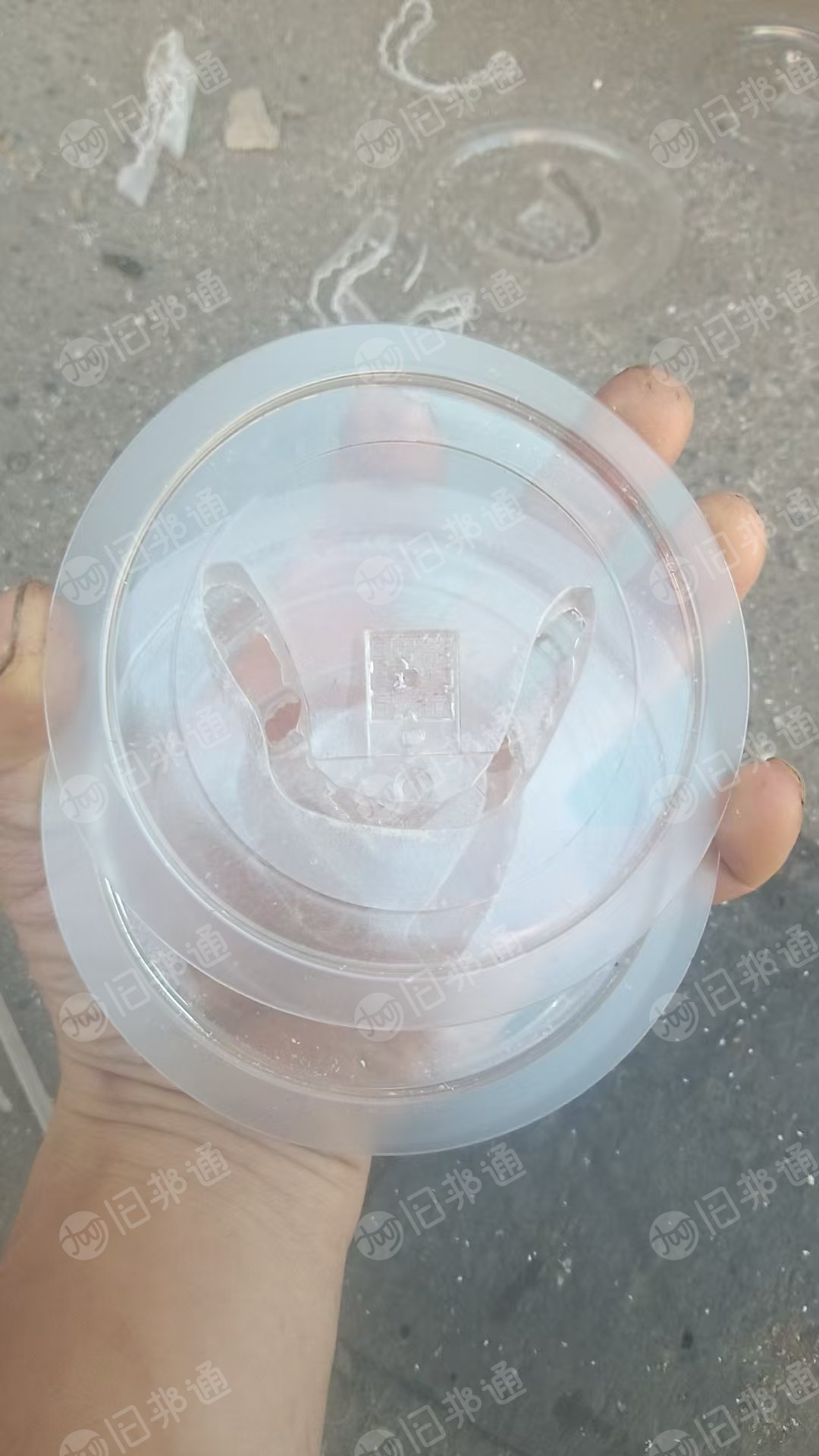 长期出售PET复合TPU牙套废料，里面含少部分TPU牙套料，每月7-8万片左右