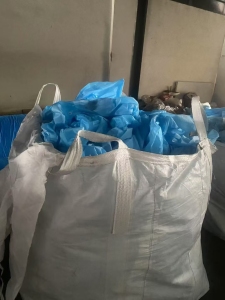 出售淋膜无纺布,现货9.6一车