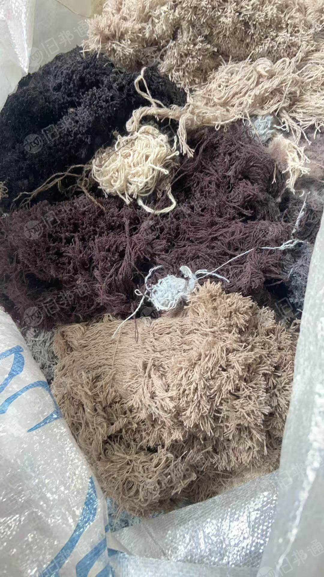 厂家长期出售全毛回丝，回丝，羊毛下脚料，现货有一吨半，货在山东泰安