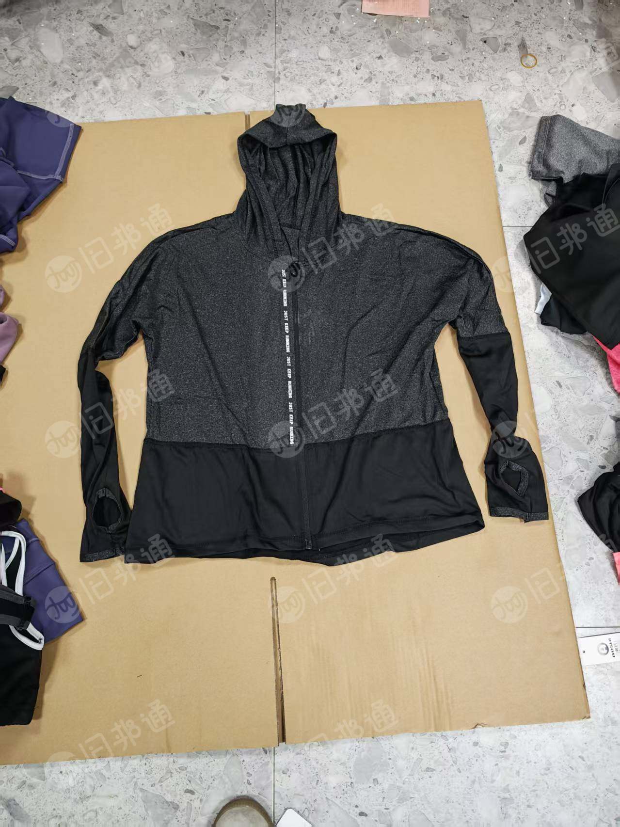出售库存衣服,瑜伽运动服,库存服装,现货有11万件,货在广东东莞