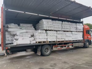 长期出售冷压块，厂货，螺杆的