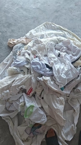 长期出售旧衣服大白，大白开花料，月供至少4.2米一车