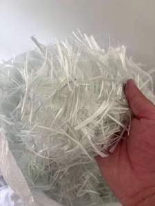 求购玻璃纤维，玻璃短纤，要求2-3厘米短纤，做玻璃钢用，厂在河北廊坊