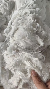 长期大量出售白色涤纶废丝，涤纶干丝，涤纶丝，可以开花可造粒，货在新疆阿克苏