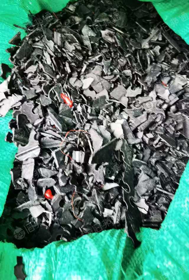 常年大量出售鲍鱼框废料，月供600吨左右