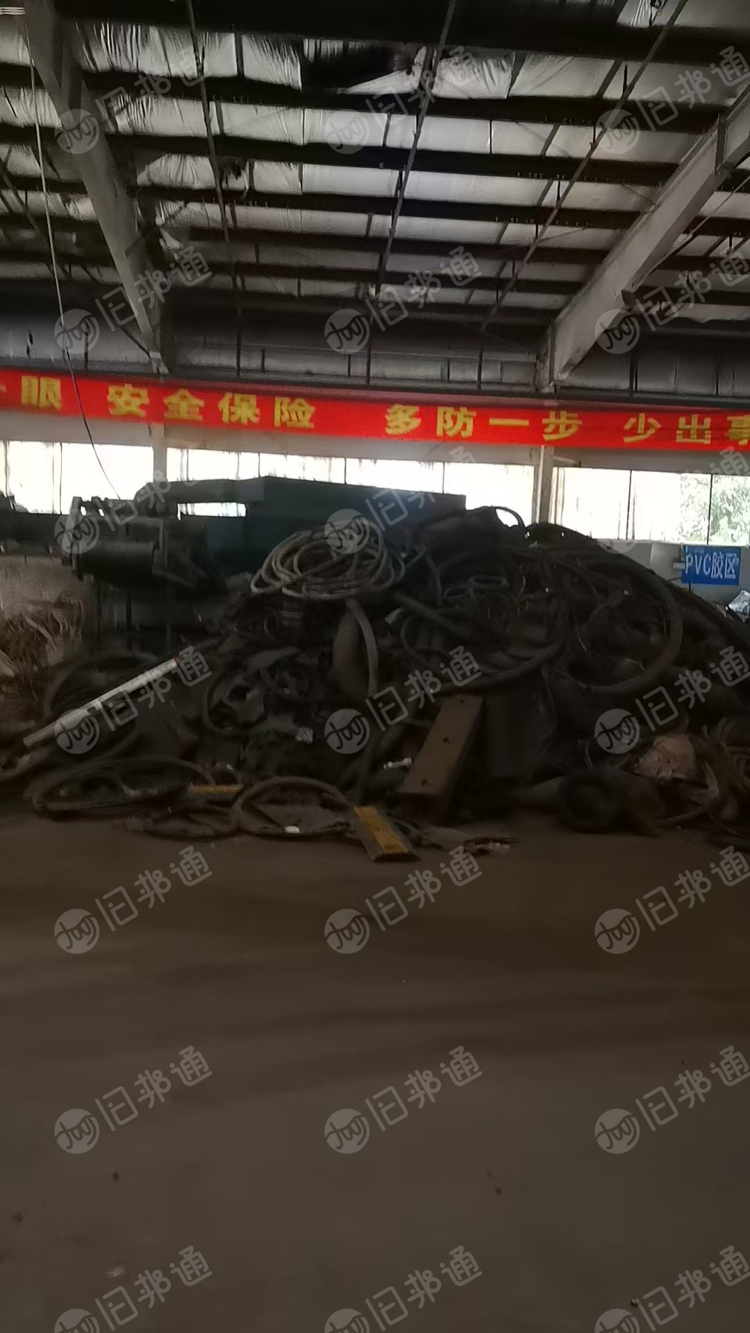 长期出售分拣中小的杂橡胶废料
