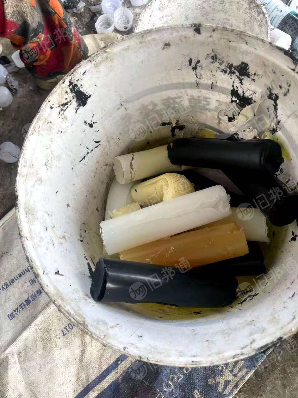 出售硅酮废玻璃胶