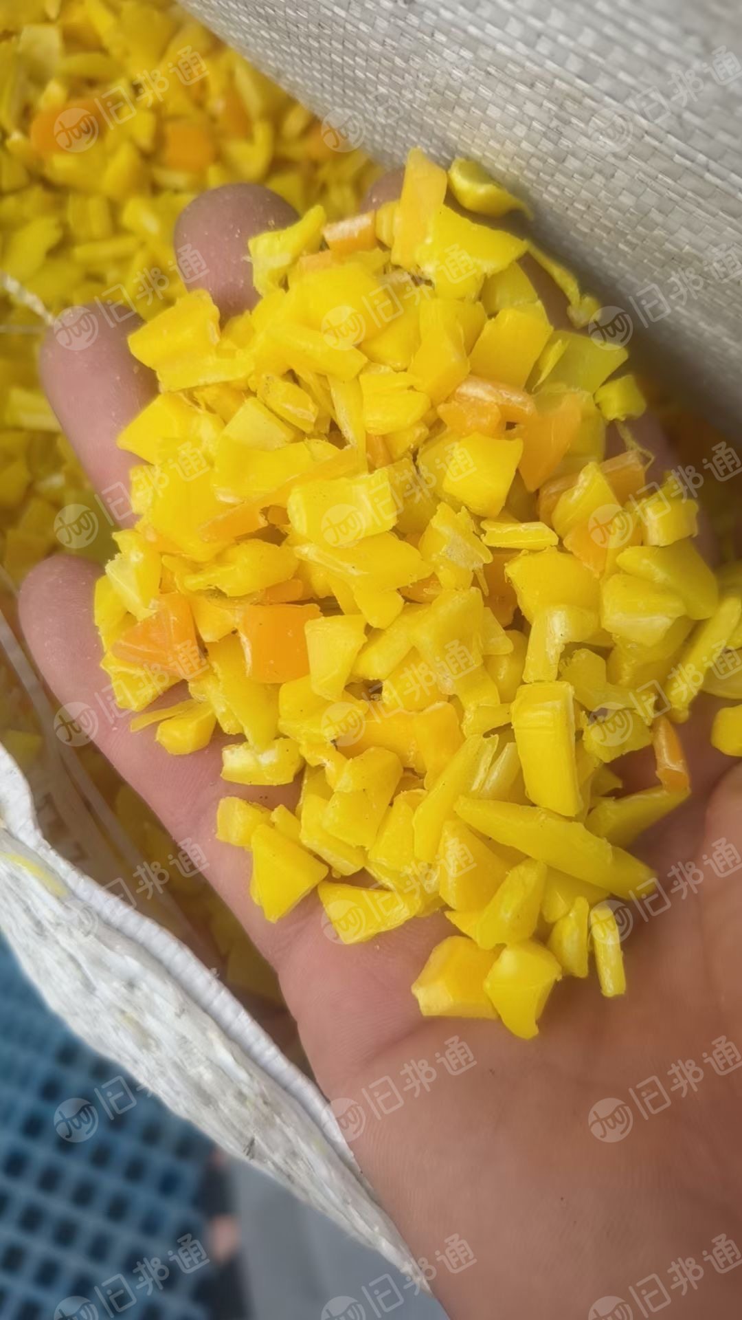 出售一级注塑黄兰筐低压破碎料，现货29吨