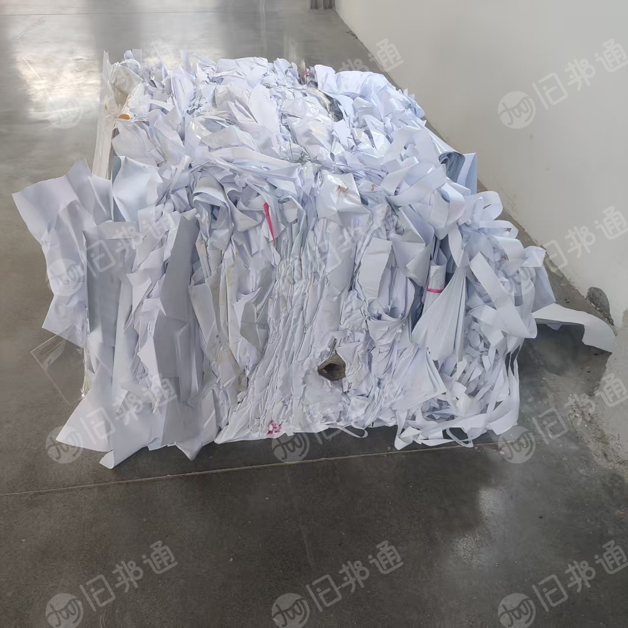 长期出售白色相片纸废料