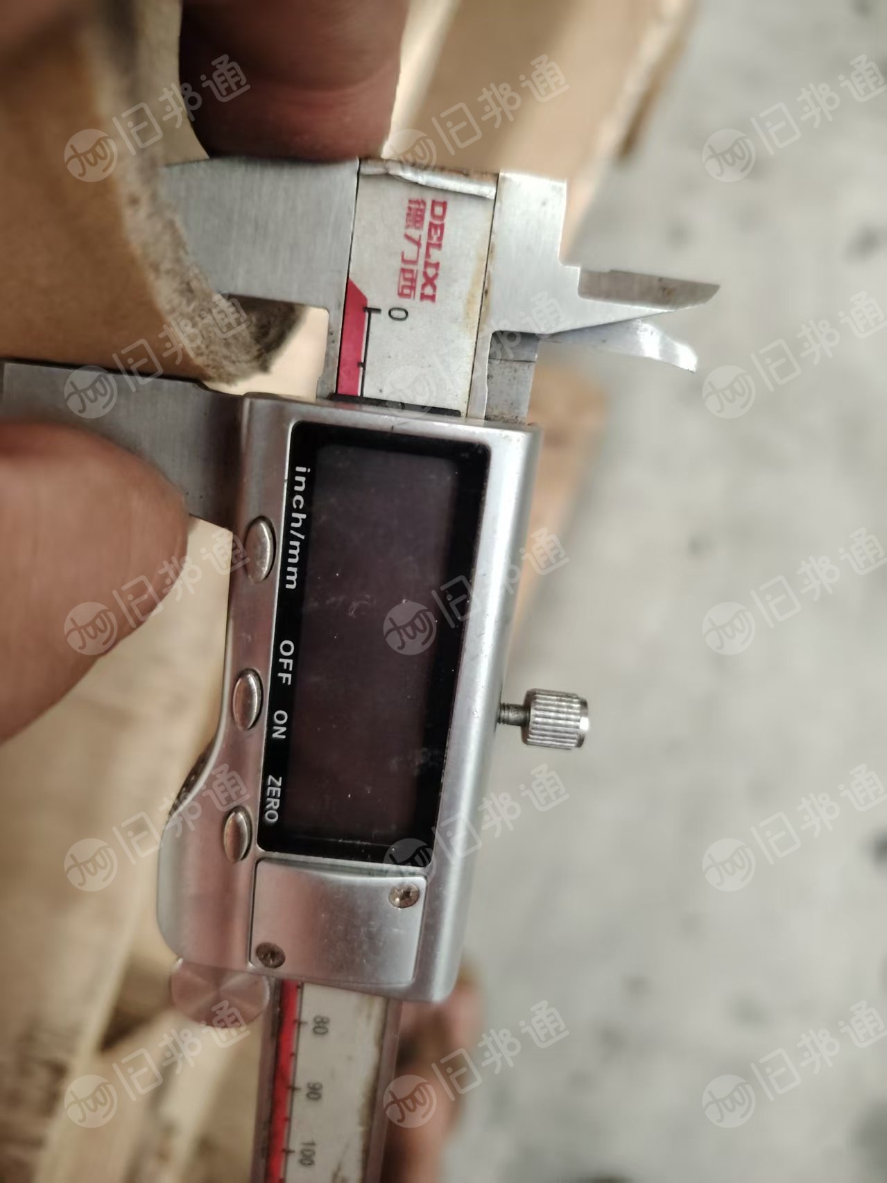 长期出售可利用纸管，内径7.6cm，厚度0.9cm，长度1米多