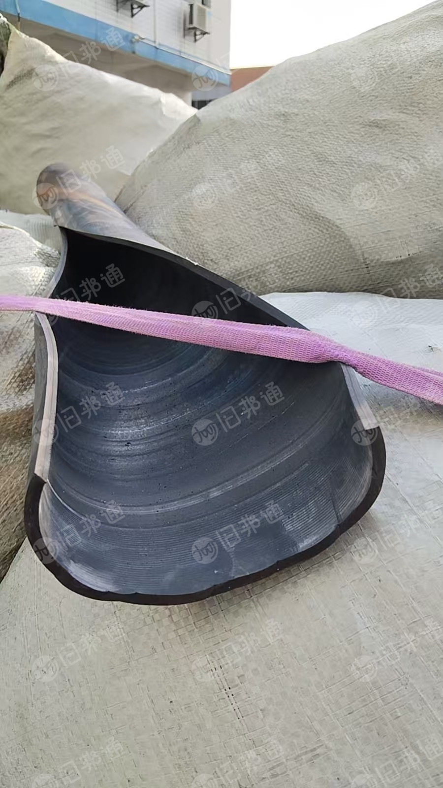 长期出售橡胶输送带边角料
