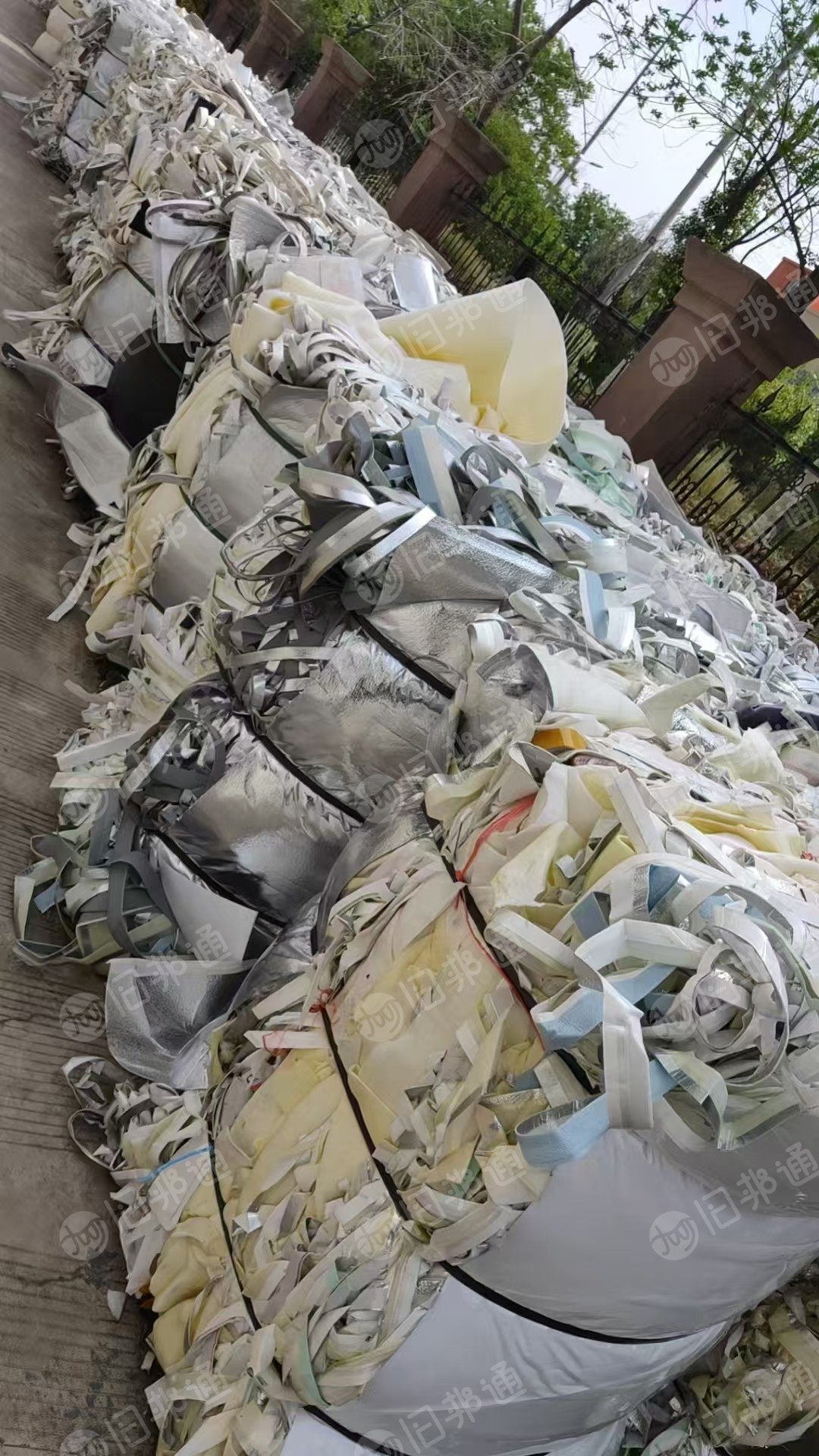 免费出PVC固废，17.5米半挂一车，概12～15吨