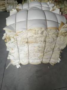 出售废海绵，海绵边角料，有带皮和粉，货在安徽合肥