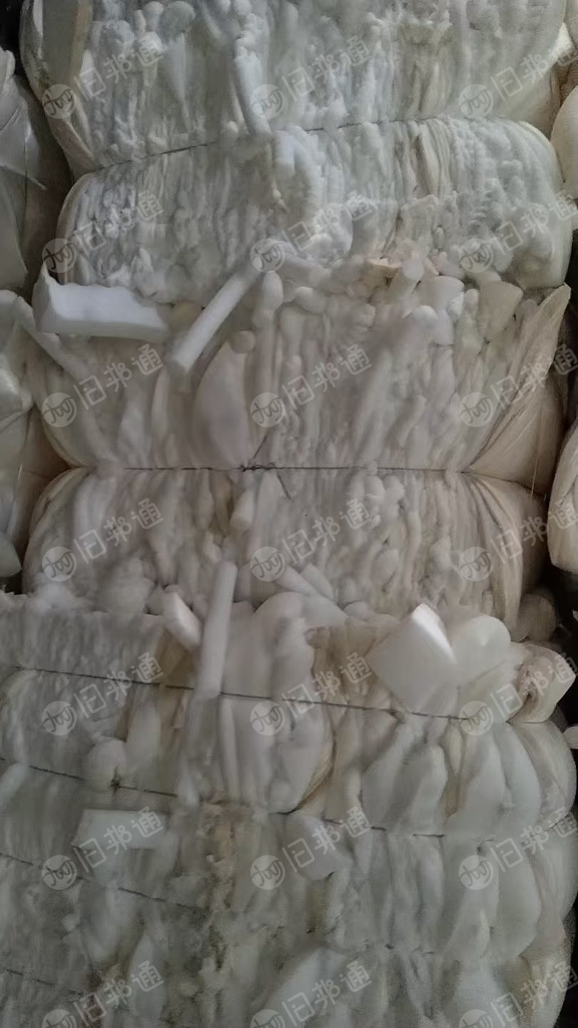 长期出售床垫海绵边角料，废海绵，白色，无粉无皮，现货有一挂车，货在浙江宁波