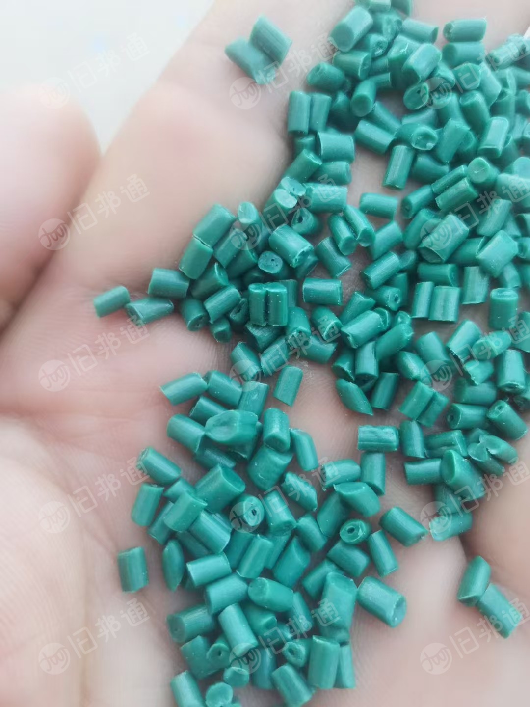 出售PE安全网颗粒，过7层120目
