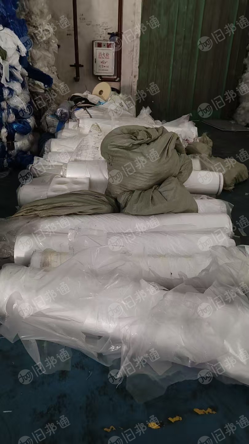 出售乳白pp膜废料,现货四米二一车