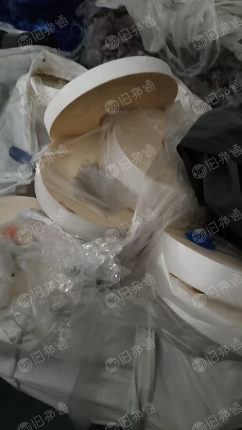 出售乳白pp膜废料，现货四米二一车