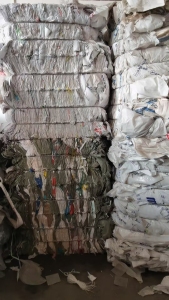 常年出售废旧编织袋，小白袋，杂色编织袋都有