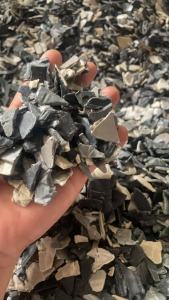 出售PP汽车内饰破碎料，月供30多吨