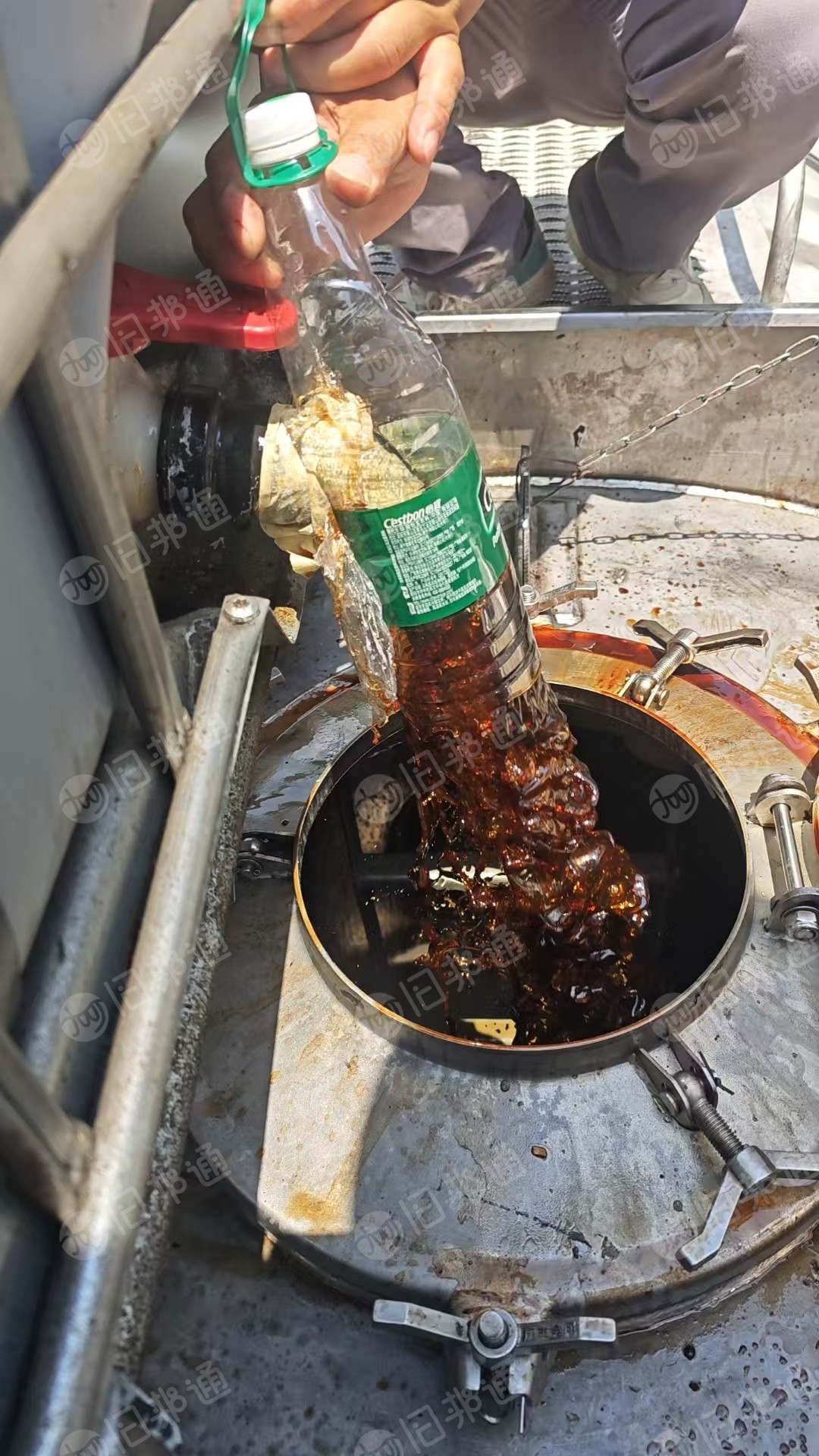 出售皮革厂的皮革油，dop油混合环氧大豆油，密度93-96