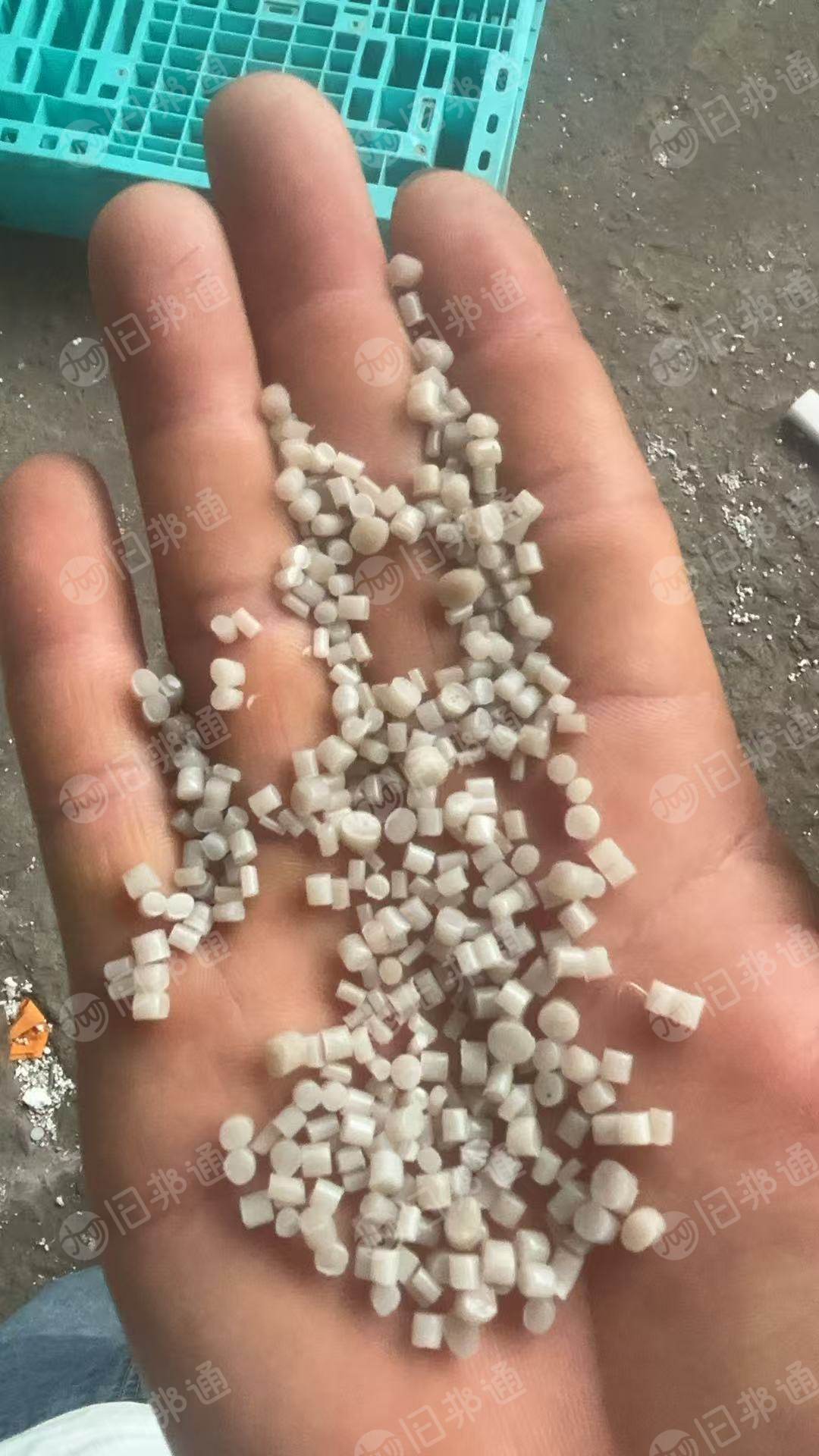 出售珍珠棉颗粒，二白料，月供30吨