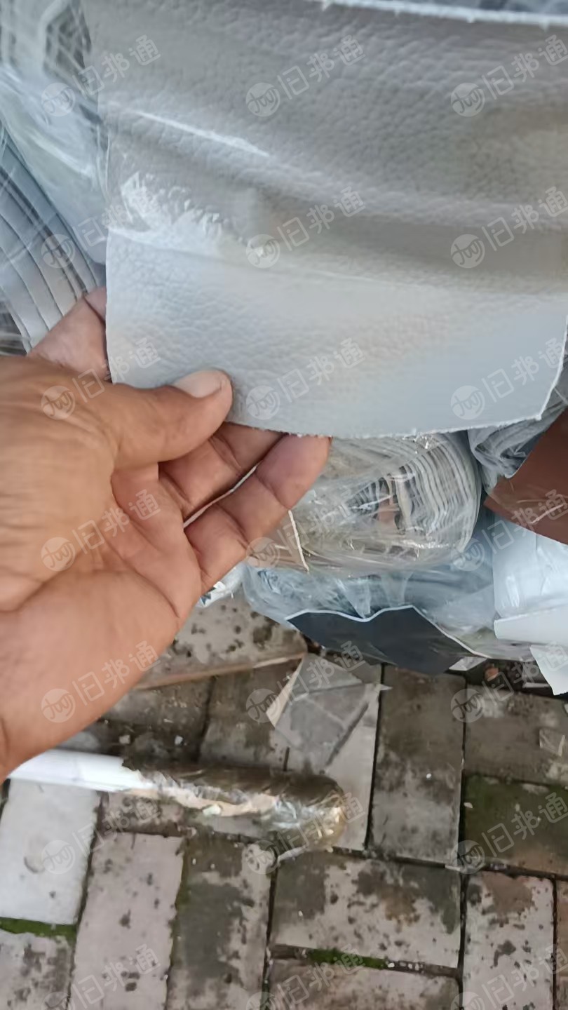 长期大量出售库存PU皮革，一等品，二等品，大小卷都有，货在河北保定