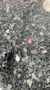 出售黑色ABS破碎料，充电器外壳破碎料，冲击6+