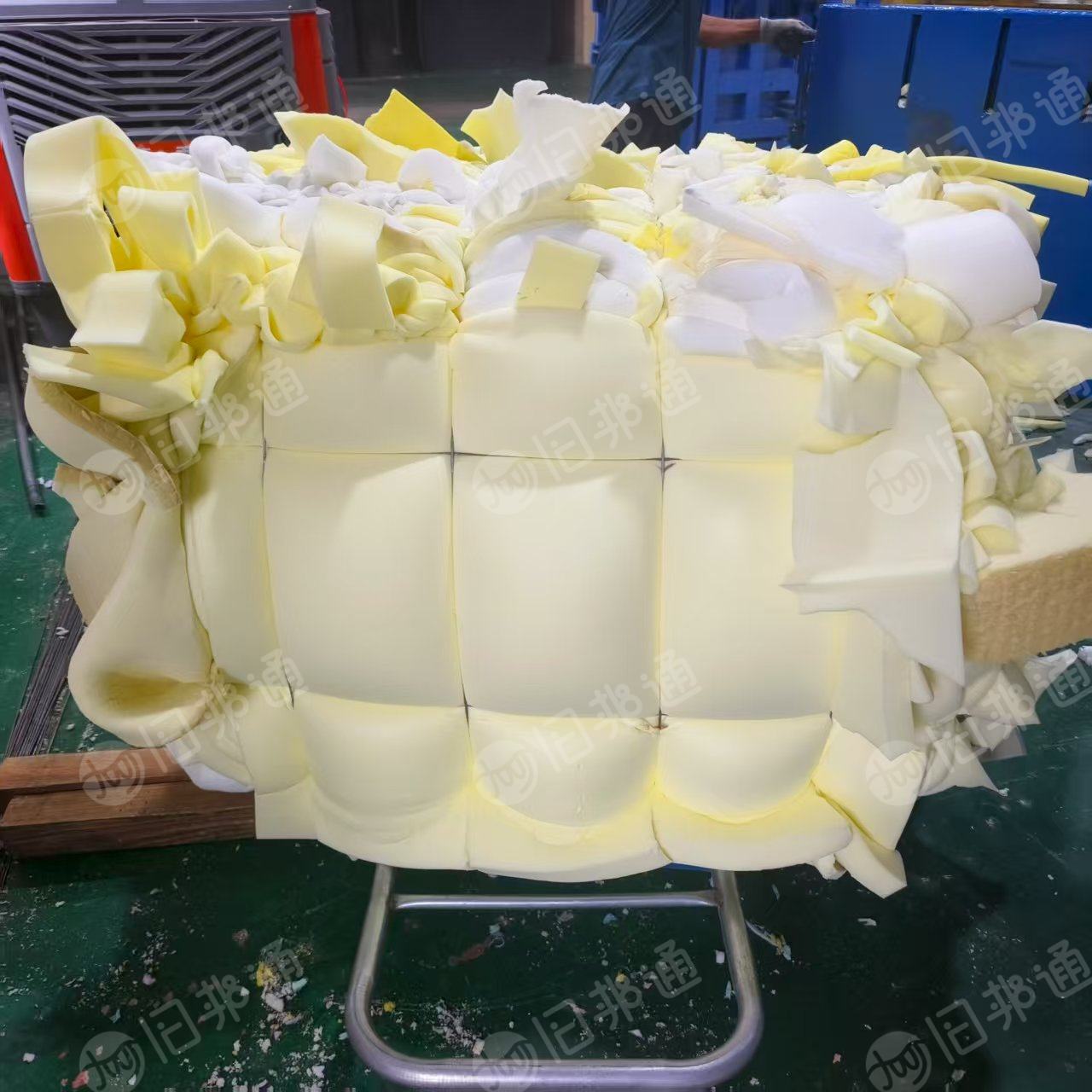 出售懒人沙发海绵边角料，废海绵，货在广东佛山