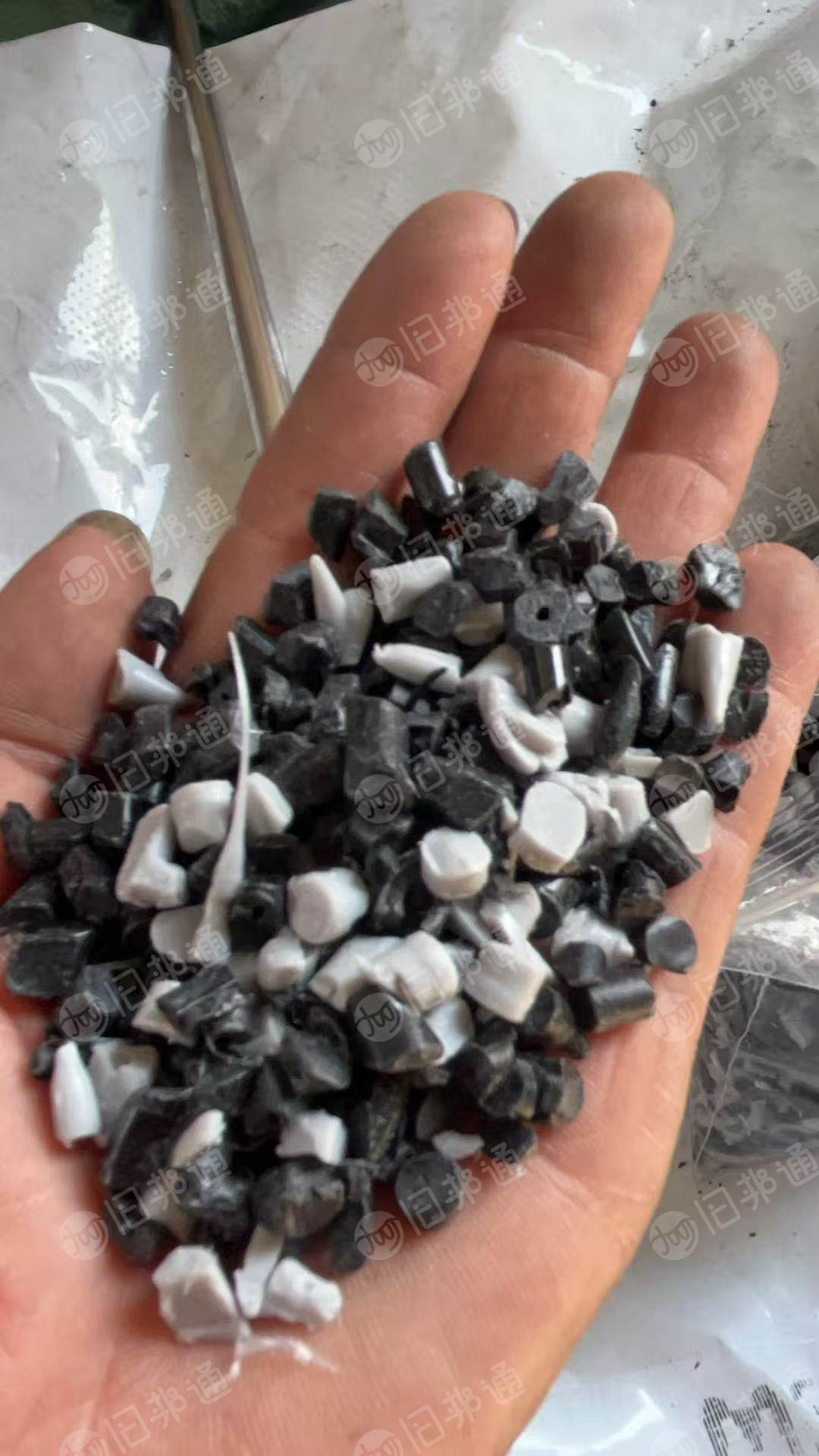 常年出售POM破碎料