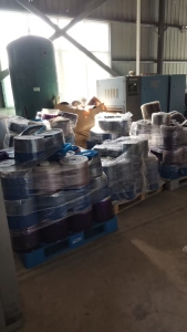 出售花PET卷筒膜，可打绳用，带层胶不粘，现货四五吨左右