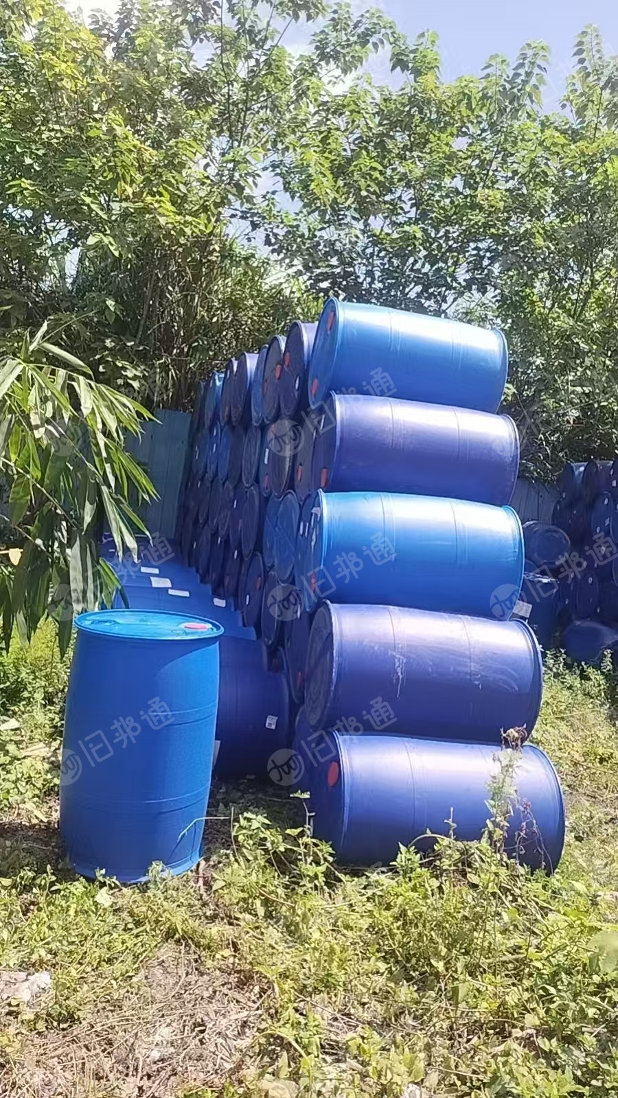 出售二手蓝桶，200L双边有200个，单边300个，也有160L法兰桶500个，长期有货