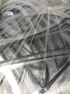 出售PET覆膜边料，每个月几吨